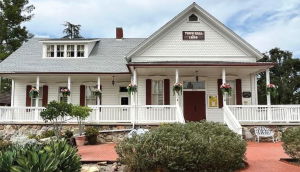 Students benefit from treasures sold in the attic